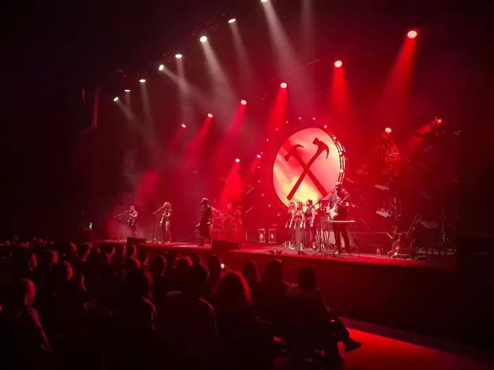 Echoes live on stage, archive photo 69